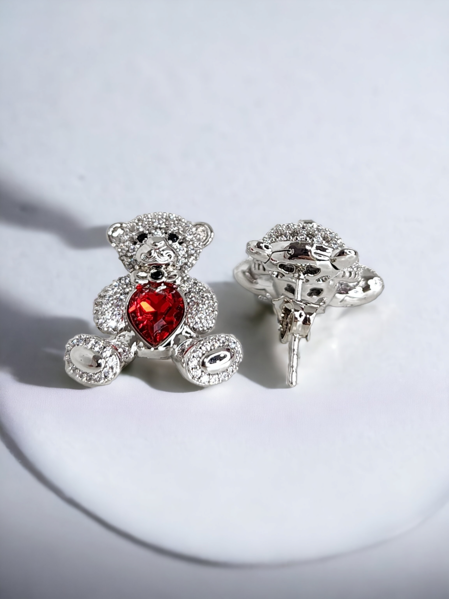 Red Heart Bear