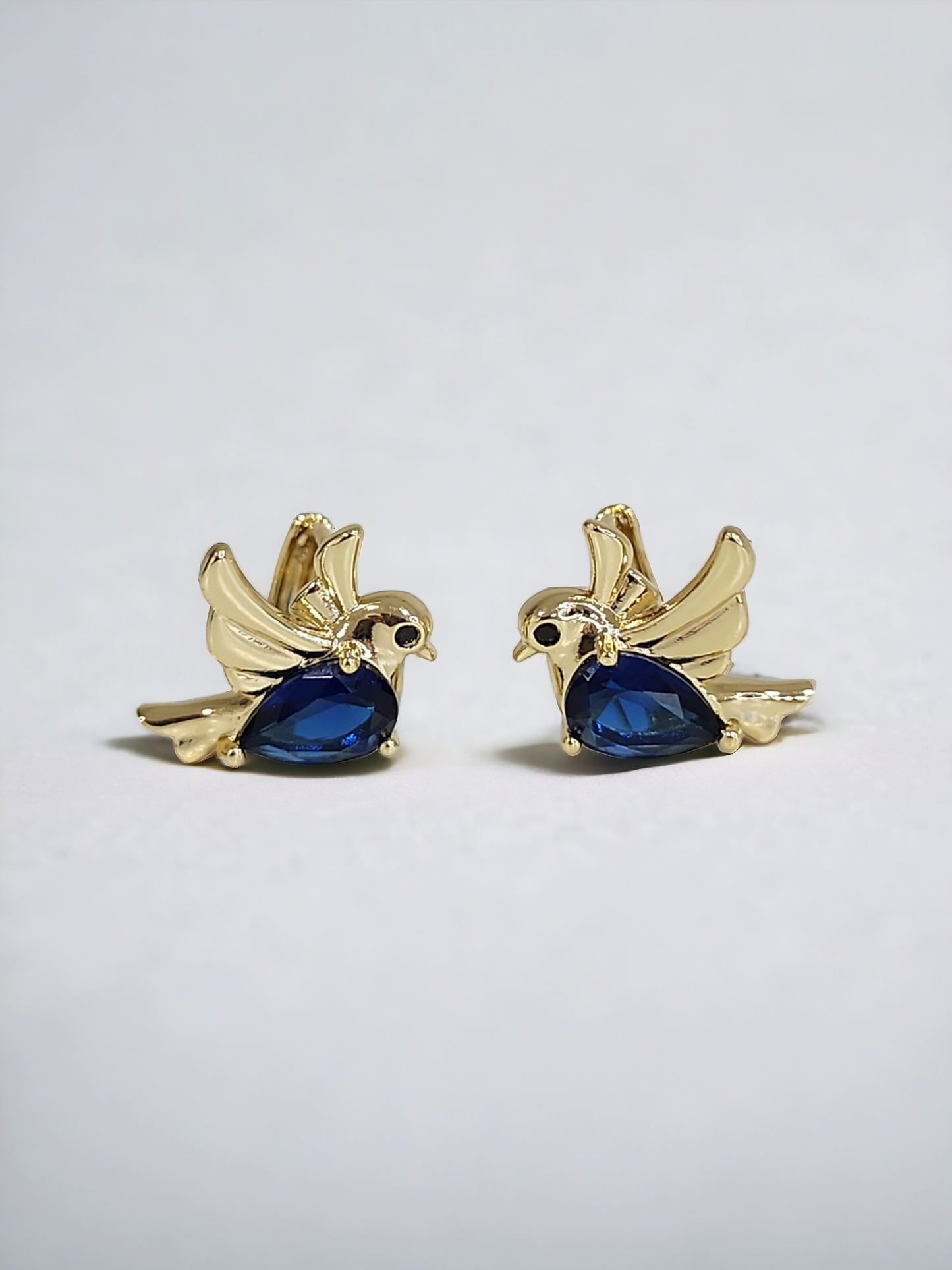 Blue Pigeon Hoops