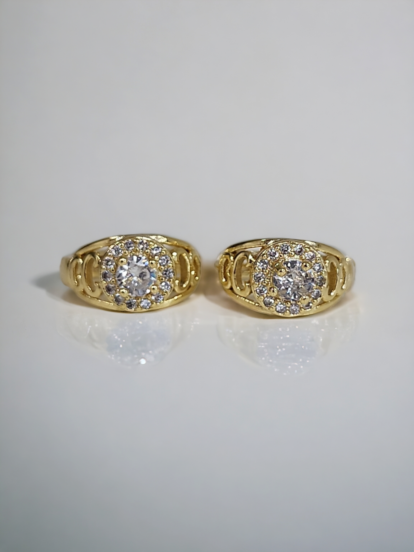 Maya Hoops