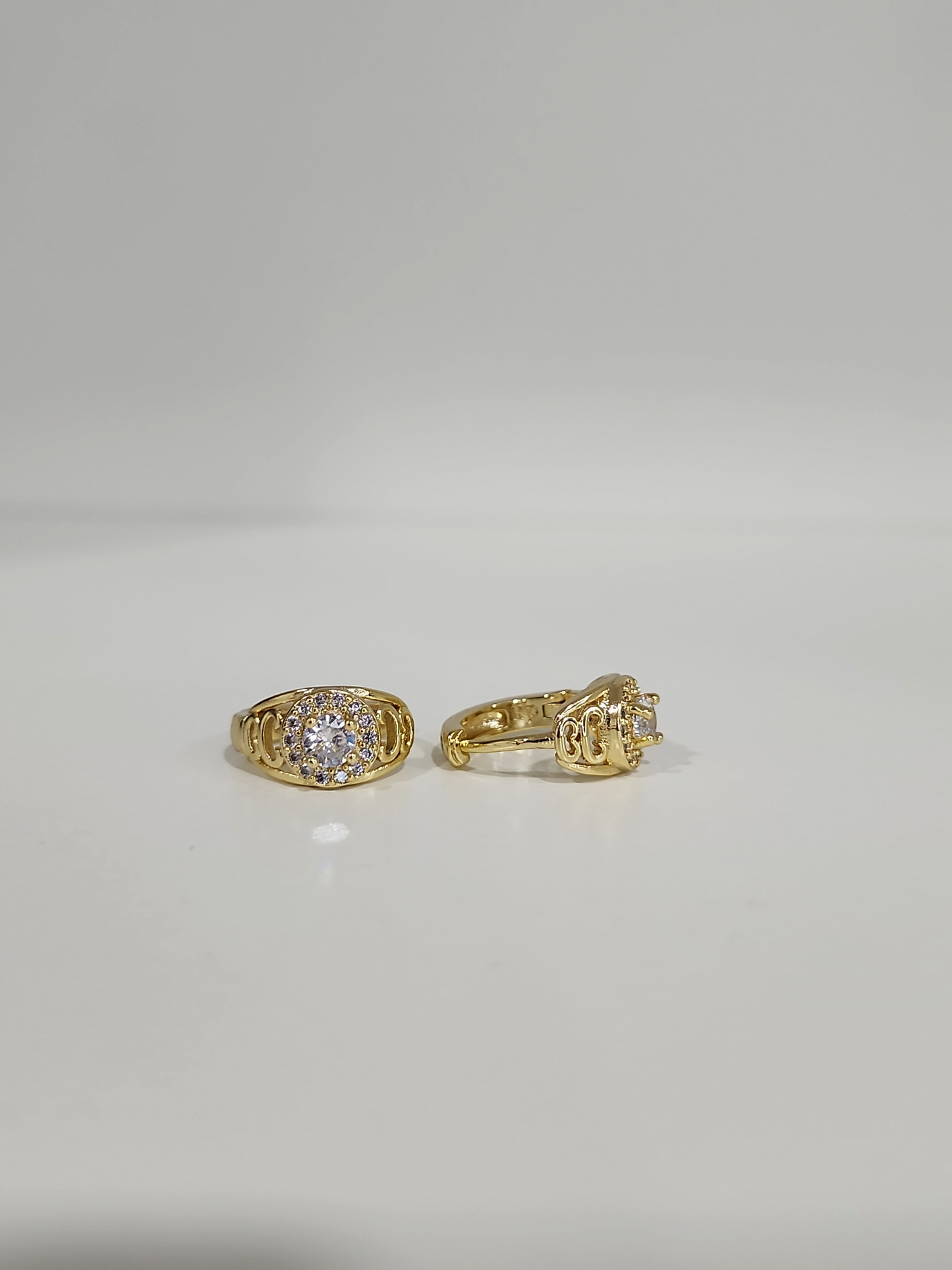 Maya Hoops