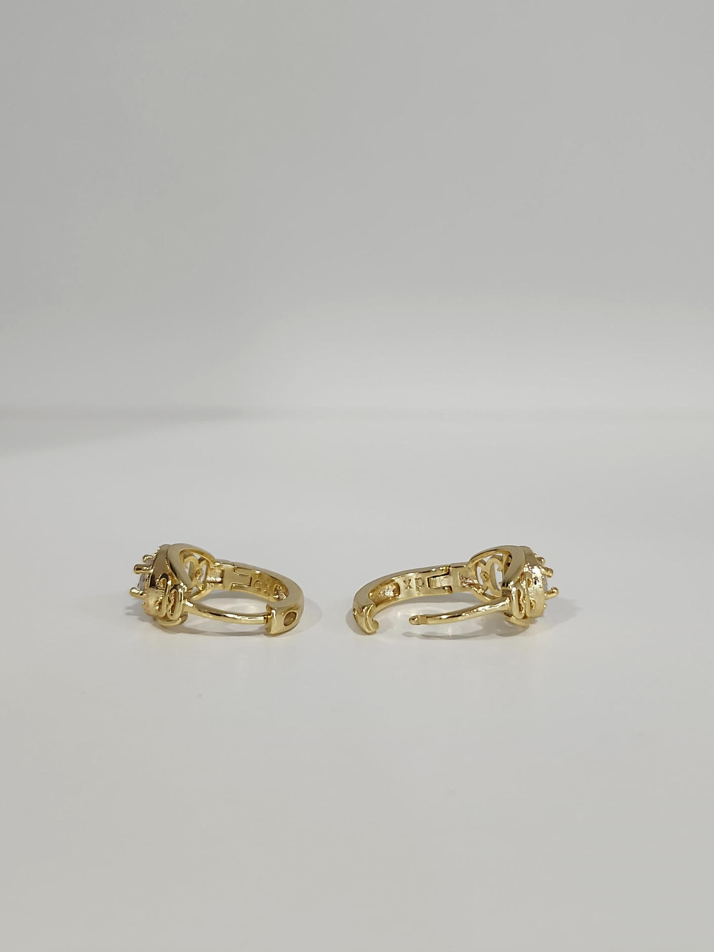 Maya Hoops