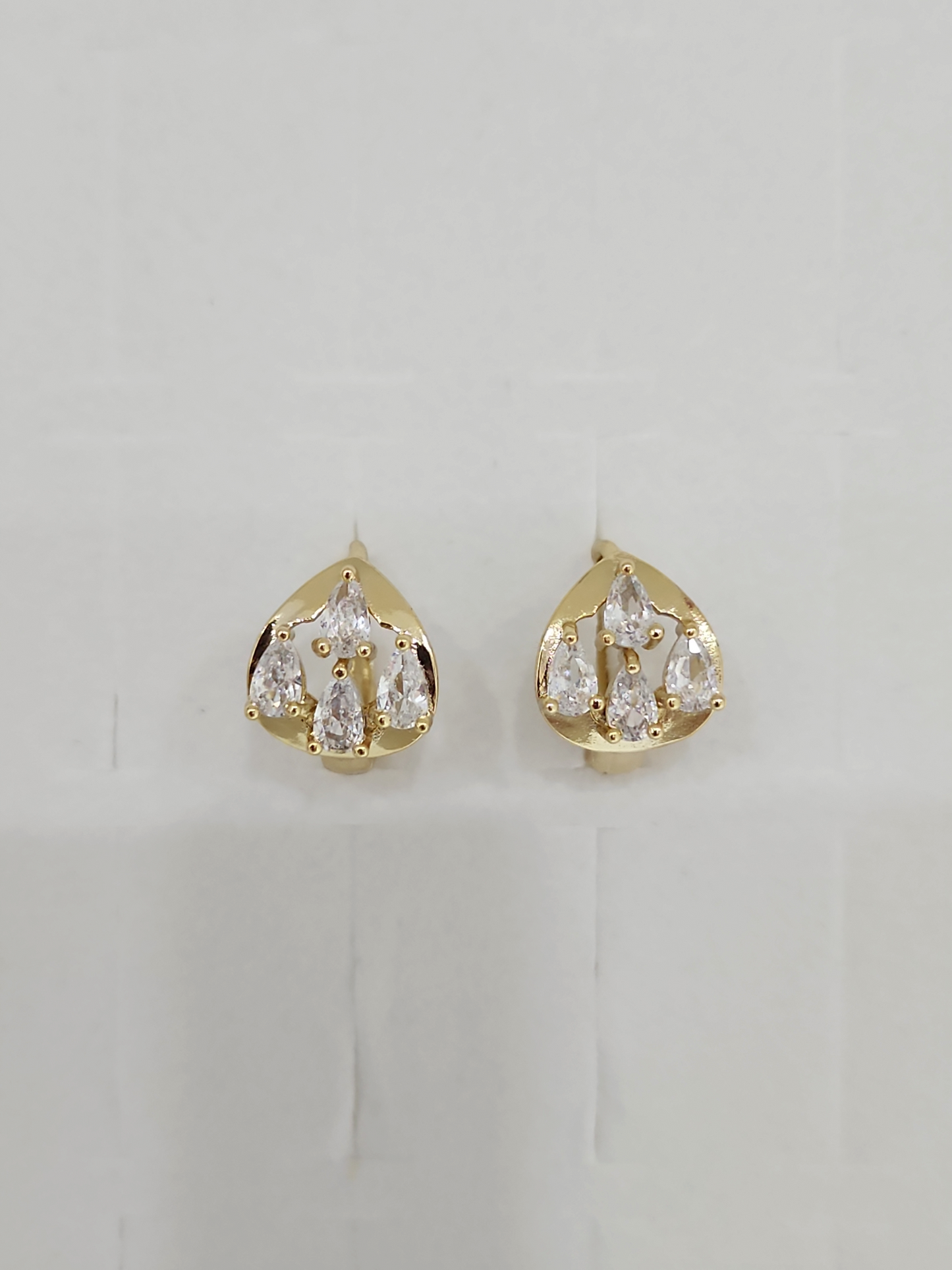 Medium Hoops