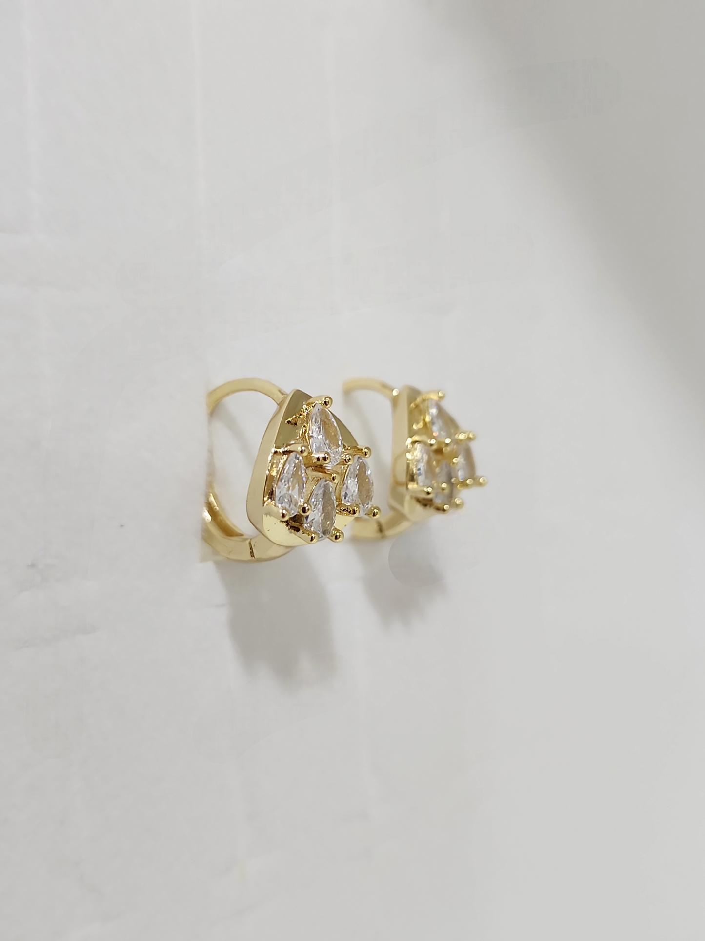 Medium Hoops