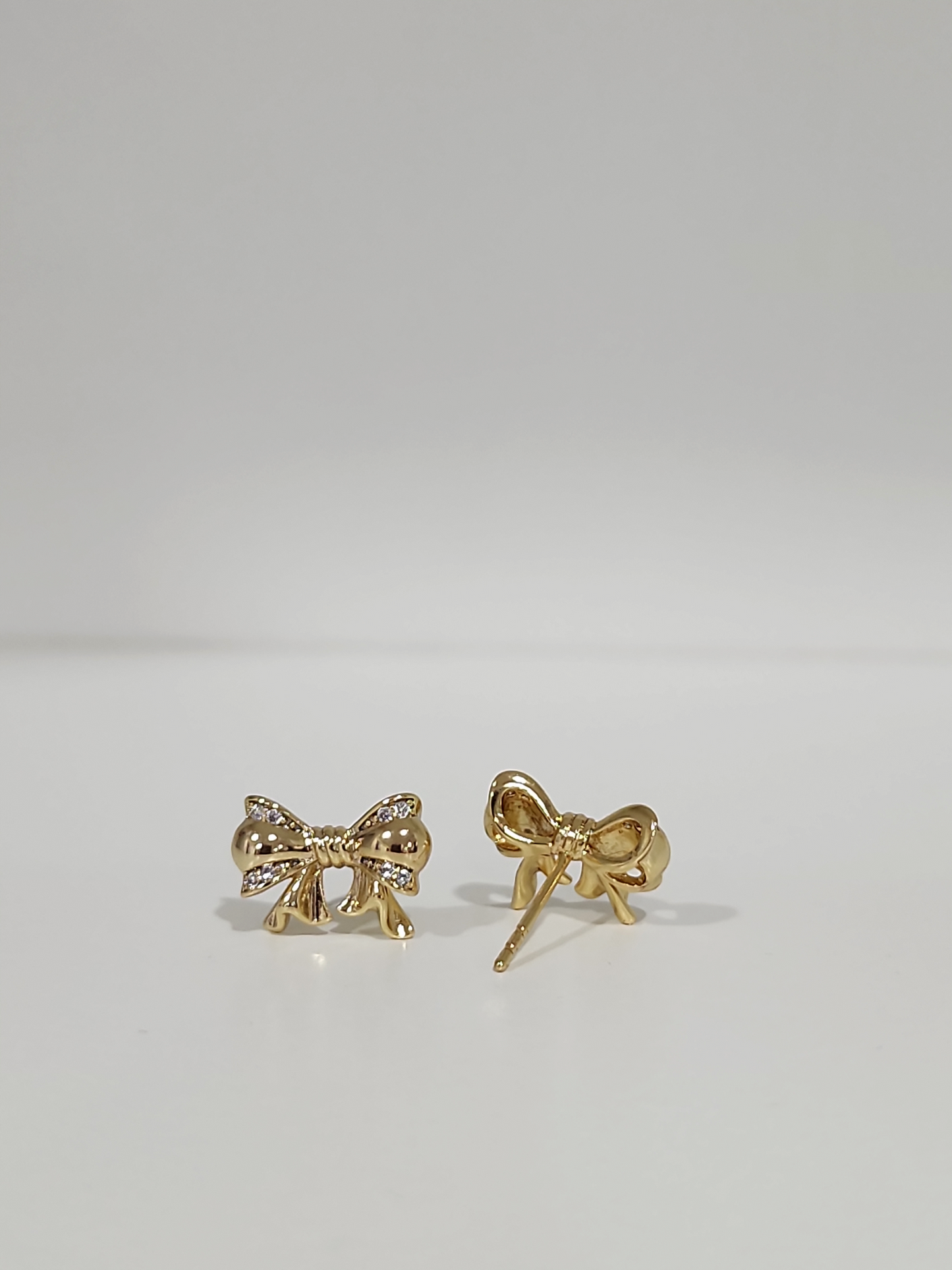 Little Bows stud earrings