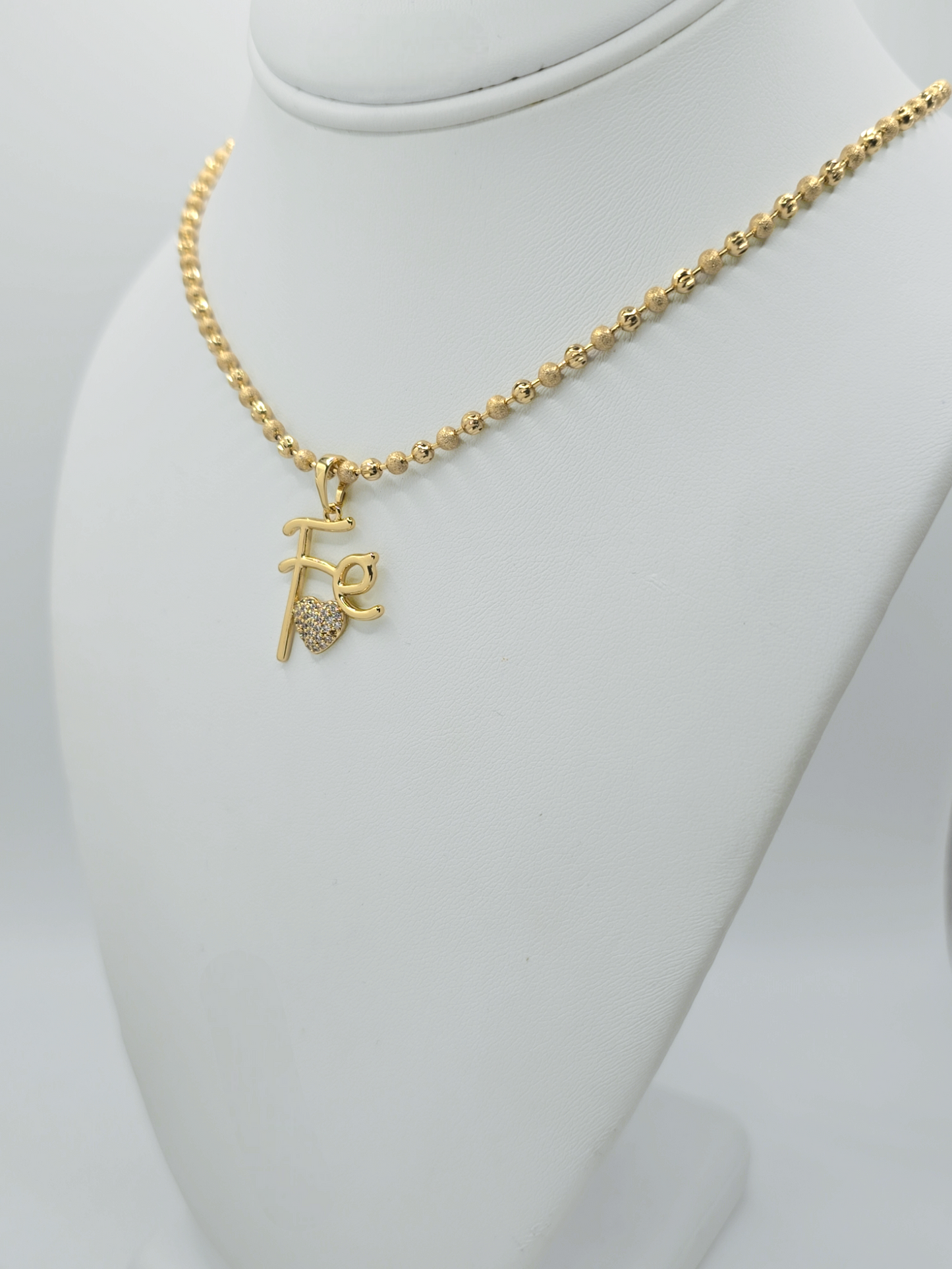 Mini balin Necklace with Fe Oendant