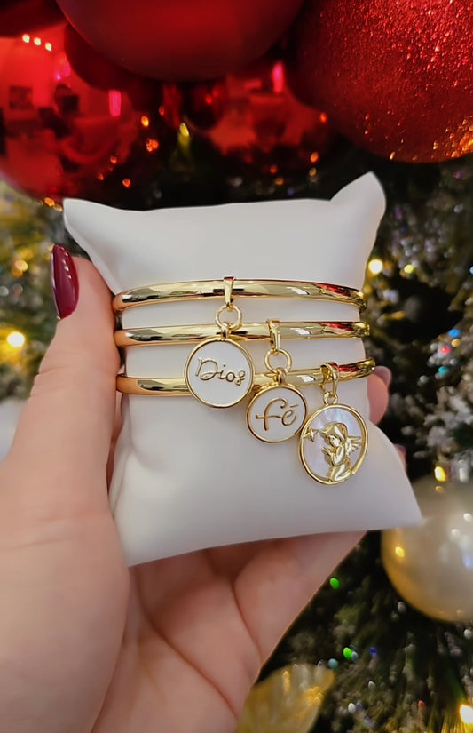 Set 3 bangles with pendant Dios, Fe, Angel