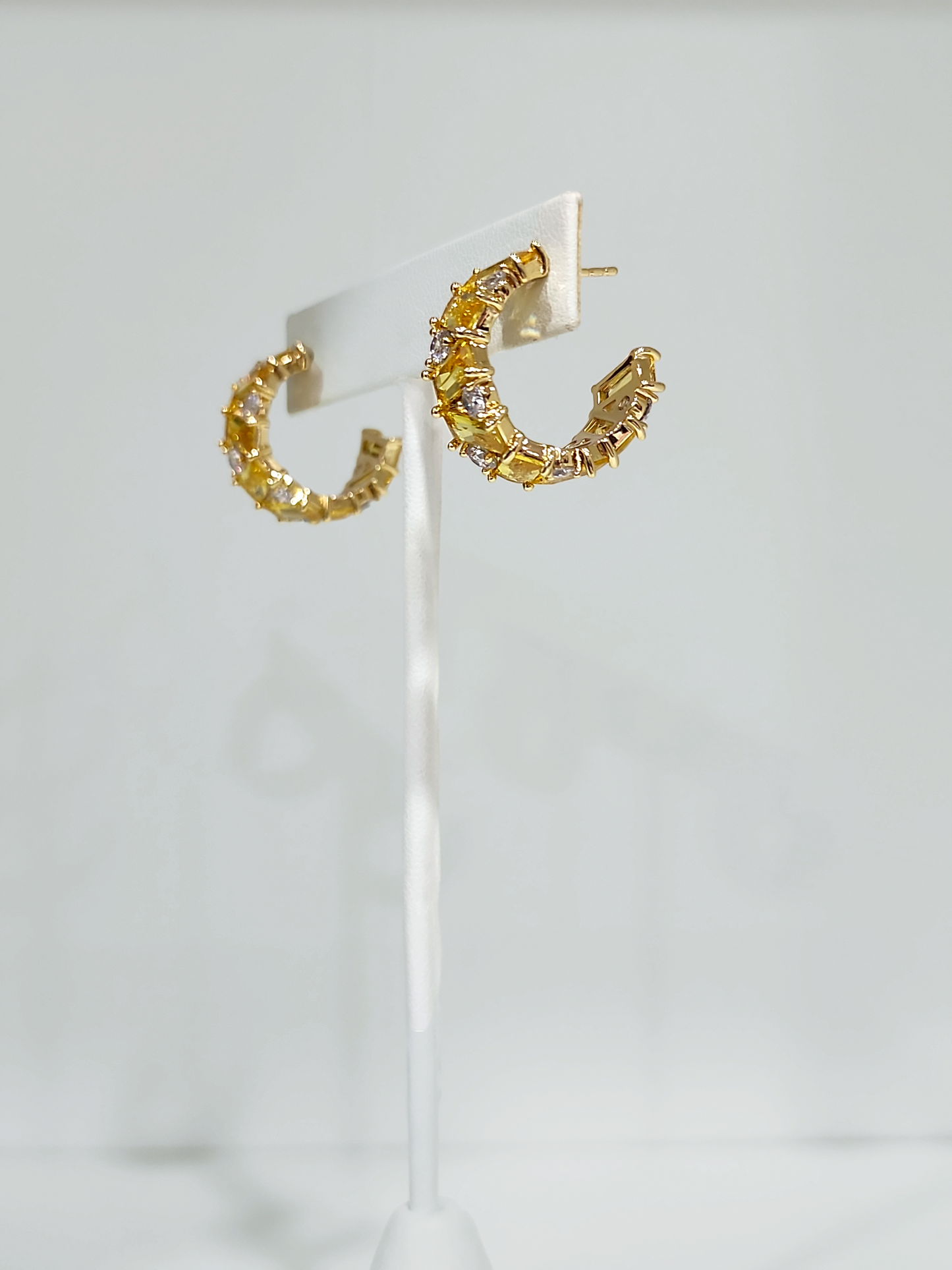 Aurora Medium Hoops