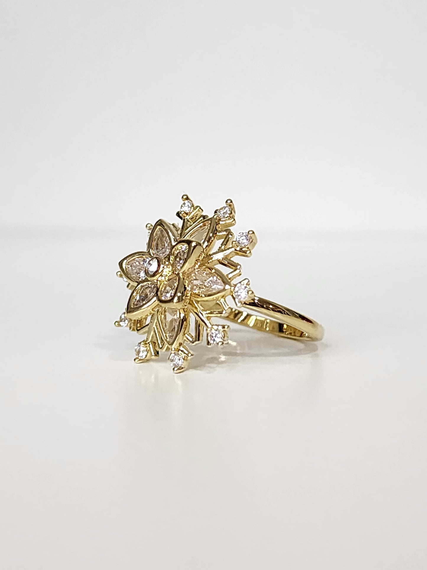 Snowflakes Rotating Open size Ring