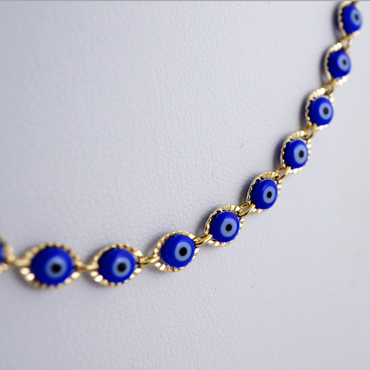 Protection Choker