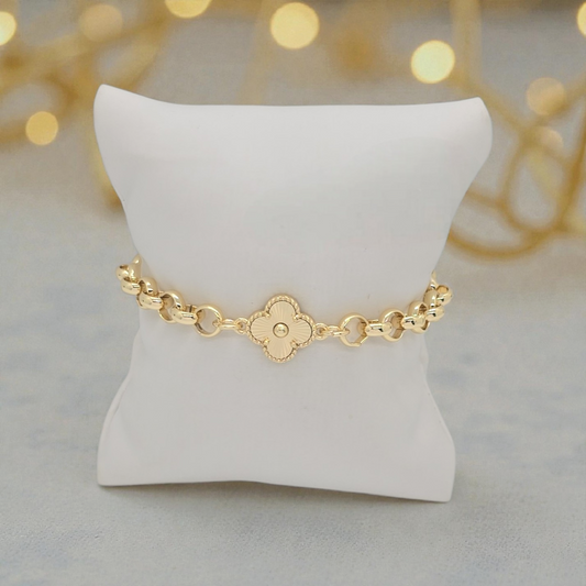 Gold-dipped 14k bracelet with Clover Charm