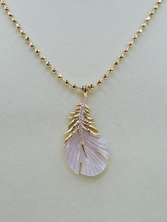 Feather Pearl Necklace