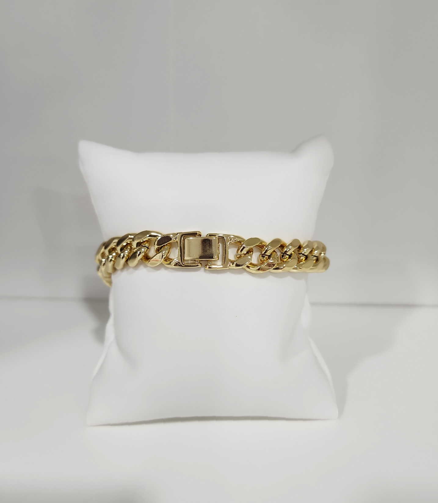 Cuban link with Plate 3