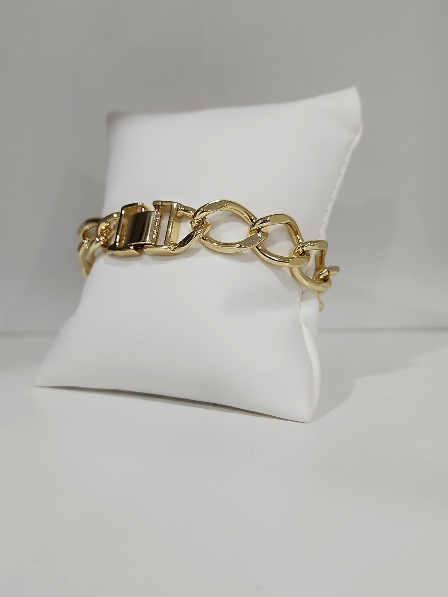 Cuban Link with Plate 4