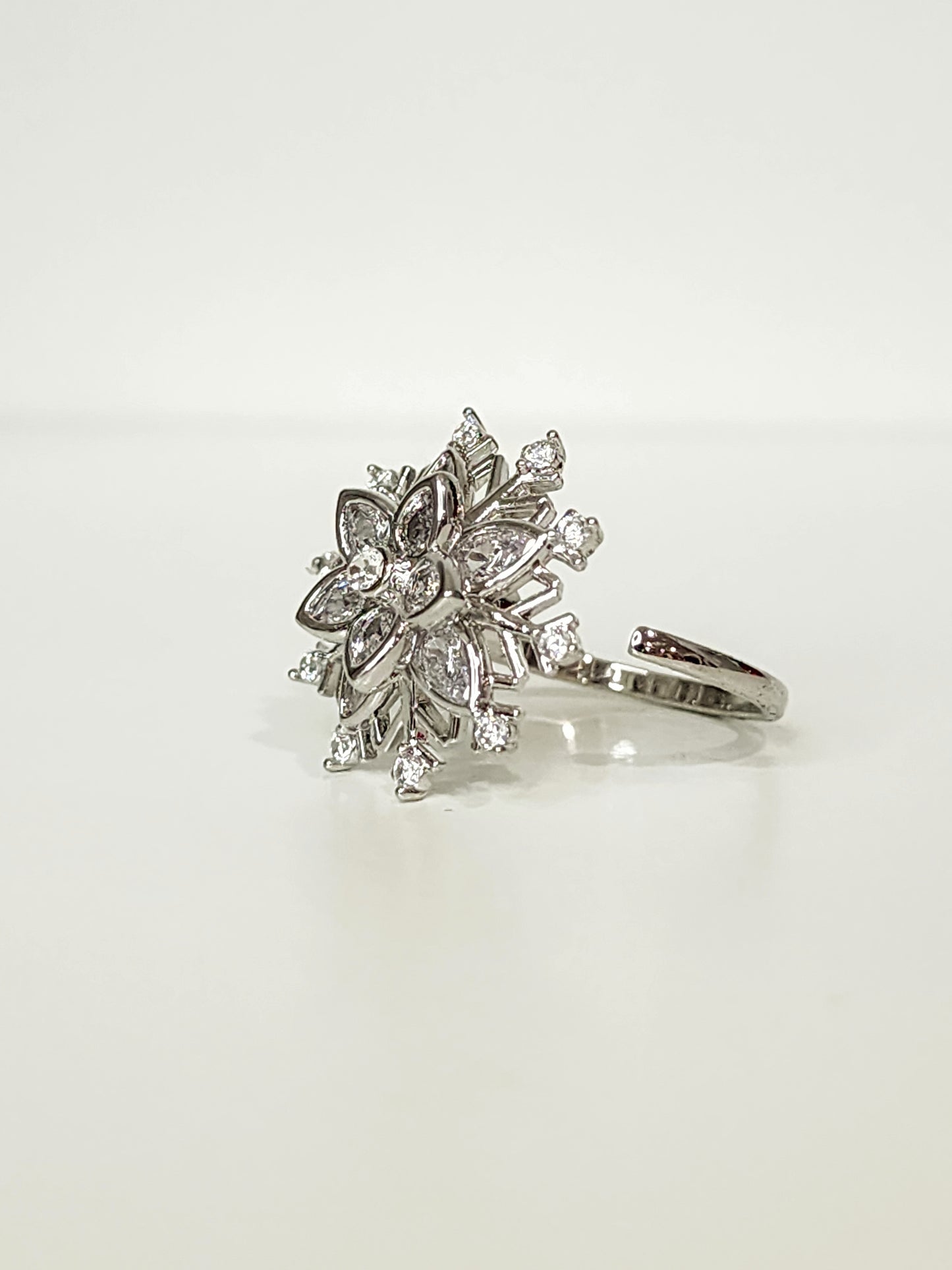 Snowflake Silver Open Size Ring